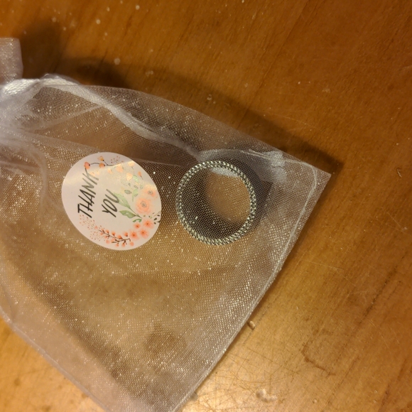 Stainless Steel Wire Mesh Ring Size 6 Women's Jewelry - Picture 4 of 5